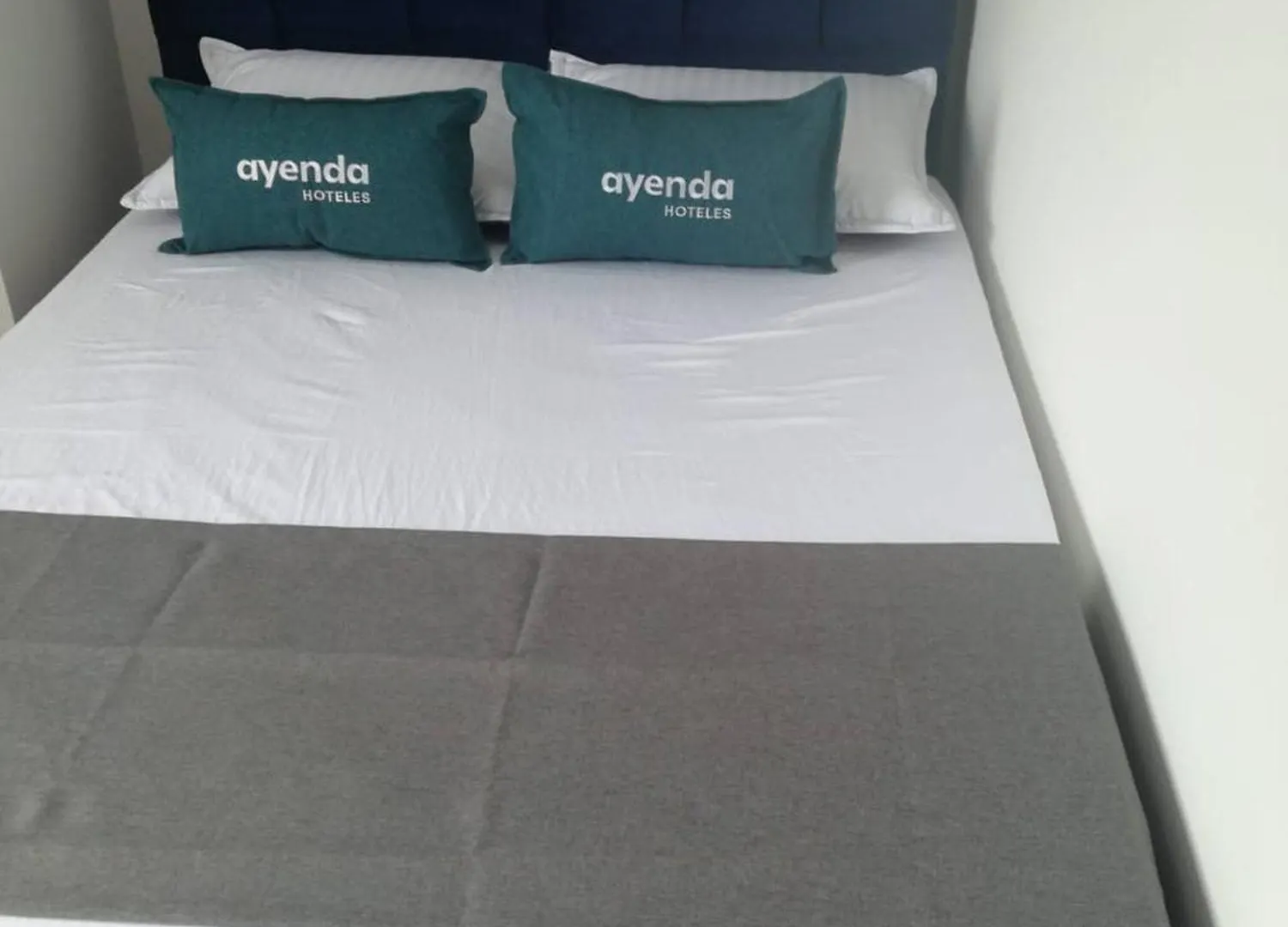 Room In Guest Room - Cerca A Corferias Y Embajada Americana Bogota Guest house